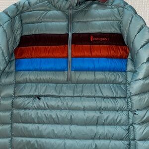 NWT Cotopaxi Fuego Down Pullover Men’s L Bluegrass Stripes $275 Retail